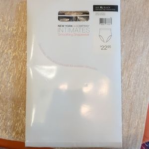 Smoothing Shapewear Seamless high-waisted brief